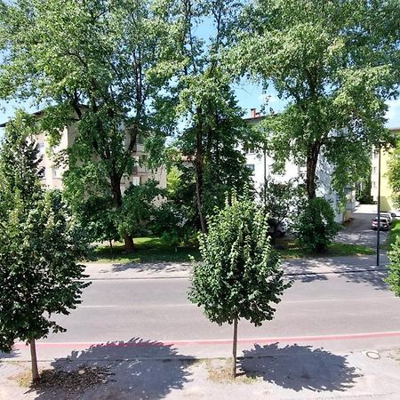 Cozy, Bright And Affordable Studio W/ Free Parking Ljubljana Extérieur photo